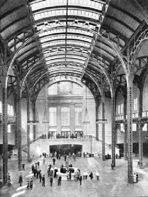 THE MAIN CONCOURSE of the Union Station at Chicago