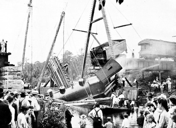 This locomotive fell through an open drawbridge