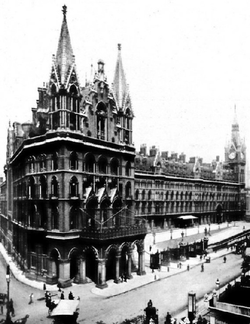 THE MAGNIFICENT FRONTAGE OF ST. PANCRAS STATION
