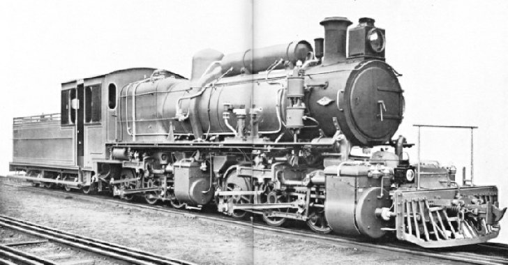 THE HEAVY 0-6-6-0 COMPOUND MALLET IN SERVICE ON THE UGANDA RAILWAY