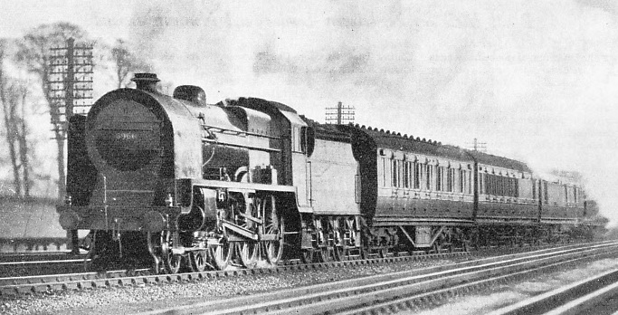 The “Ulster Express” Near Watford