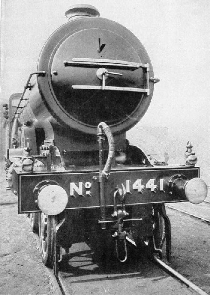 FRONT VIEW OF A GREAT NORTHERN EXPRESS LOCOMOTIVE