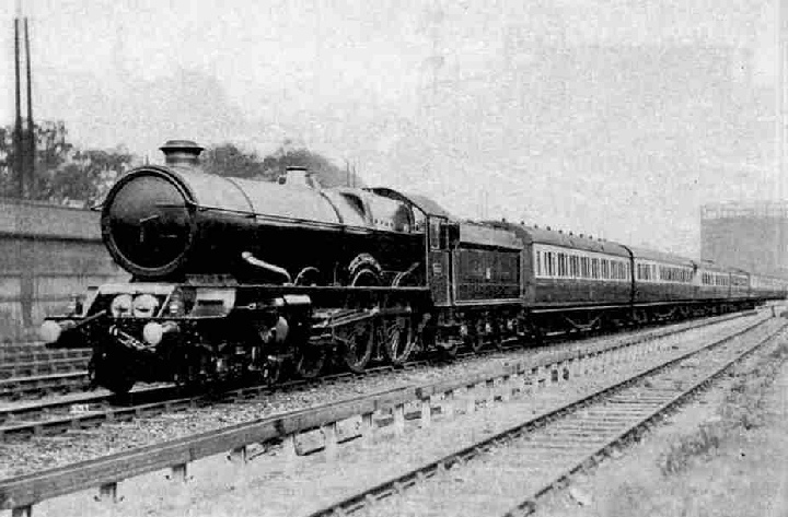 King Class 4-6-0 locomotive, No. 6007, King William III passing West London Junction